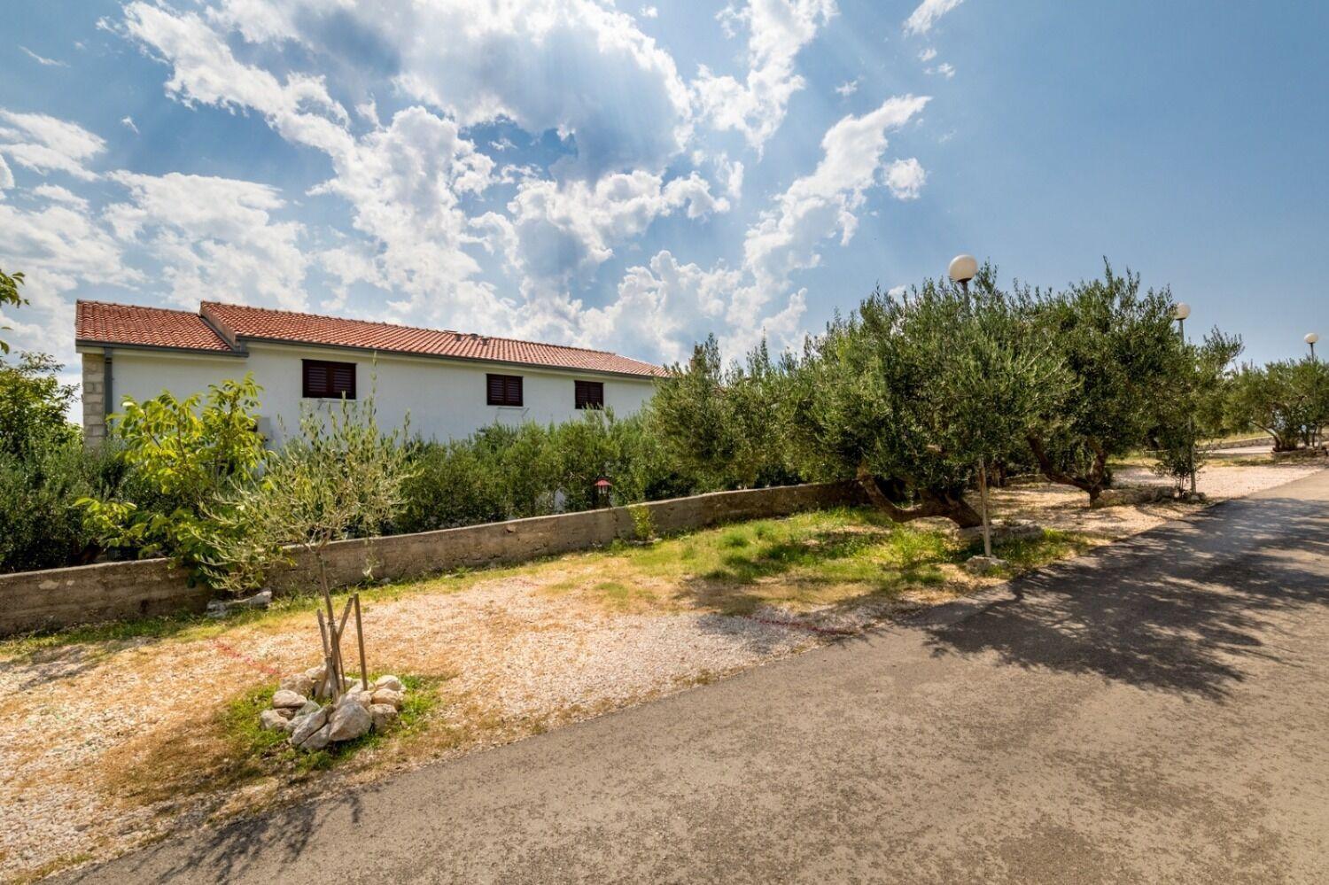 Apartment Damir Tučepi Екстериор снимка